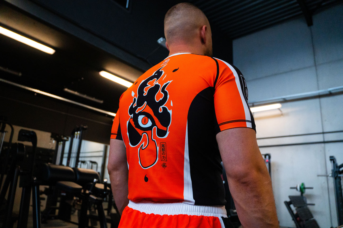 KURAMA/NARUTO COMPRESSION TEE