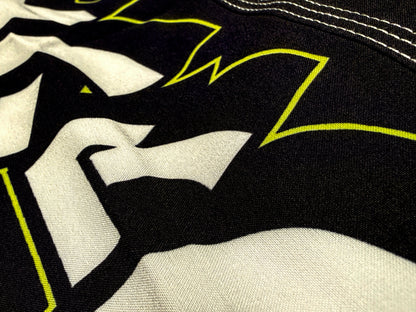 TAP OR SNAP RASHGUARD